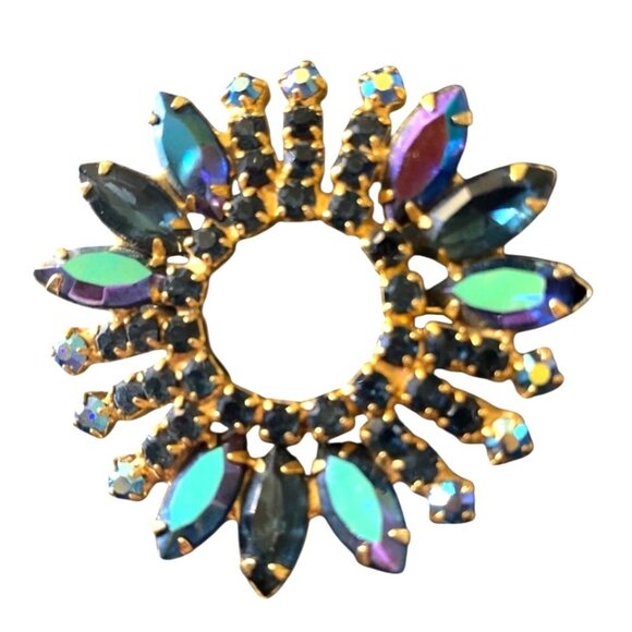 Vintage Aurora Borealis Rhinestone Circle Brooch Pin Gold-Tone Flower Design - Picture 3 of 5